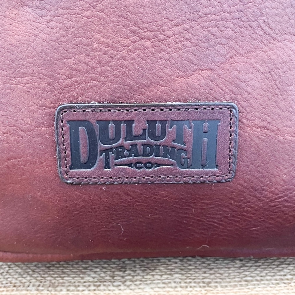 Duluth Trading Co Brown Leather Crossbody Travel Bag - Picture 14 of 16